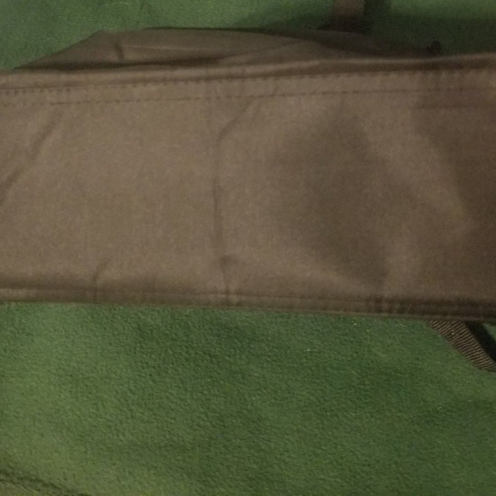 black embroidered Las Vegas purse with pockets - Picture 4 of 7